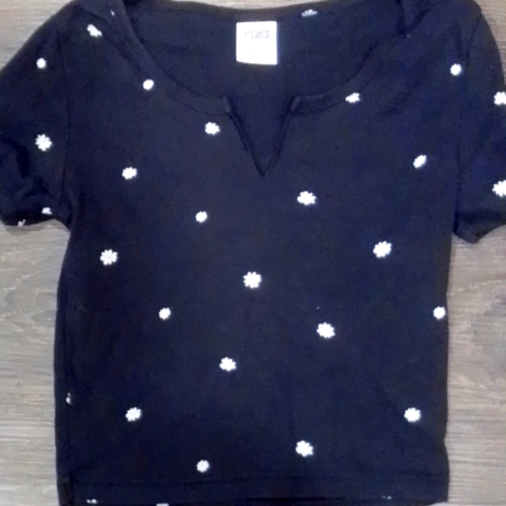 Black cropped top with flower detail